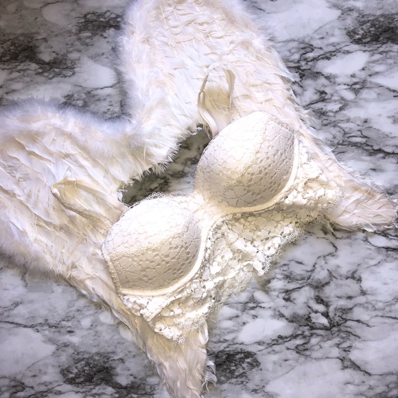 PINK Victoria’s Secret Bralette - Picture 1 of 4